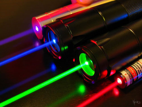 Main image of article Laser Pointers Power a 1Gbps Wireless Network