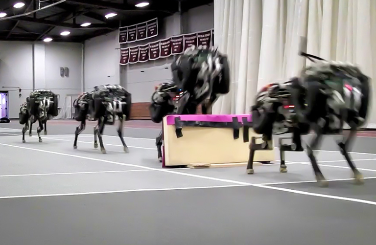 Main image of article MIT's Robots Take a Jump Into the Future