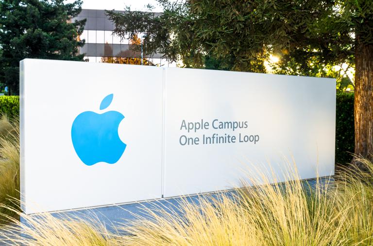 Main image of article Apple Layoffs Hint at Tightening Car-Tech Market
