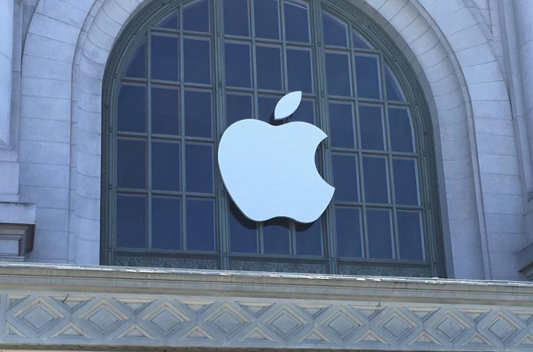 Main image of article Apple Warns Developers Using Insecure Third-Party Tools