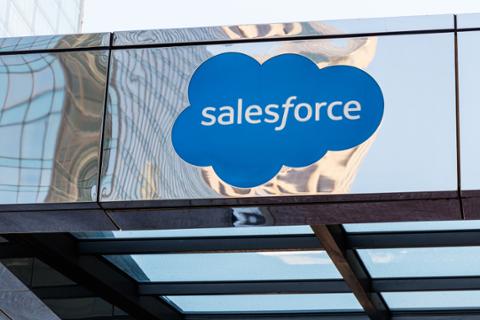 Go to article Salesforce Entry-Level Software Engineer Salary: Sky High?