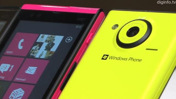 Main image of article Toshiba-Fujitsu IS12T: 1st Windows Phone Mango Device