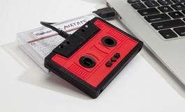 Main image of article Makerbot Mixtape Goes Retro With Cassette Tapes