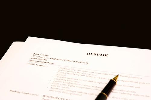 Main image of article Daily Tip: Link Your Résumé and Cover Letter