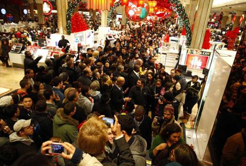 Go to article Black Friday 2011 Sales Hit a Record