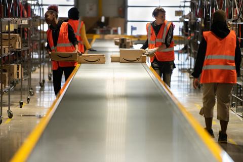 Go to article Huge Amazon Hiring Spree is Targeting These Technology Skills