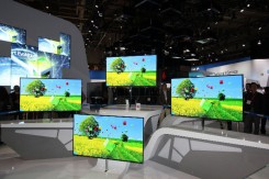 Samsung OLED TVs CES 2012